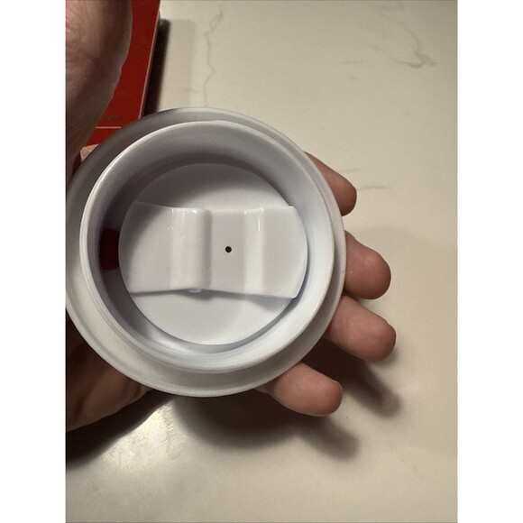 NEW Red Snowflake “I Run On Coffee & Christmas Spirit” Coffee Travel Mug 16 Oz - Picture 6 of 6